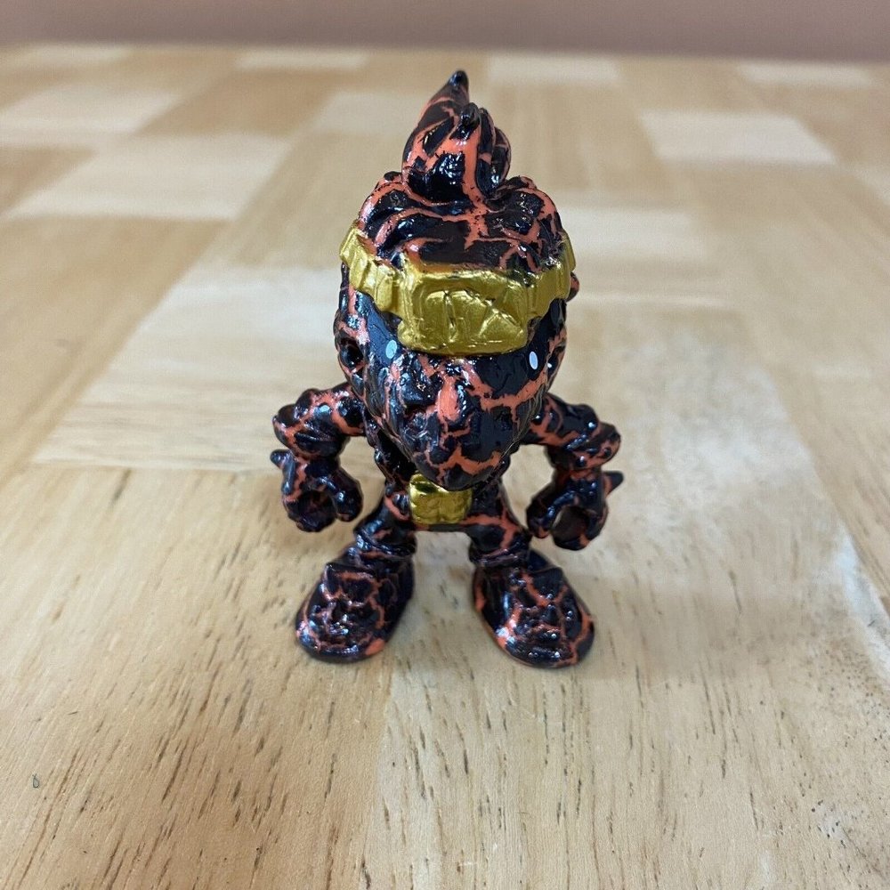 Treasure X Fire & Ice Iguzar Lava Figure Toy Red Black 2.5”